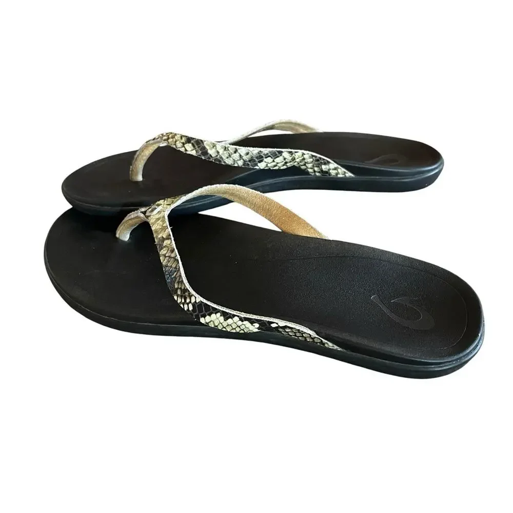 OLUKAI Ho'Opio Women's Size 8/38 Snake Print Leather Thong Flip Flop Sandals - Picture 4 of 7
